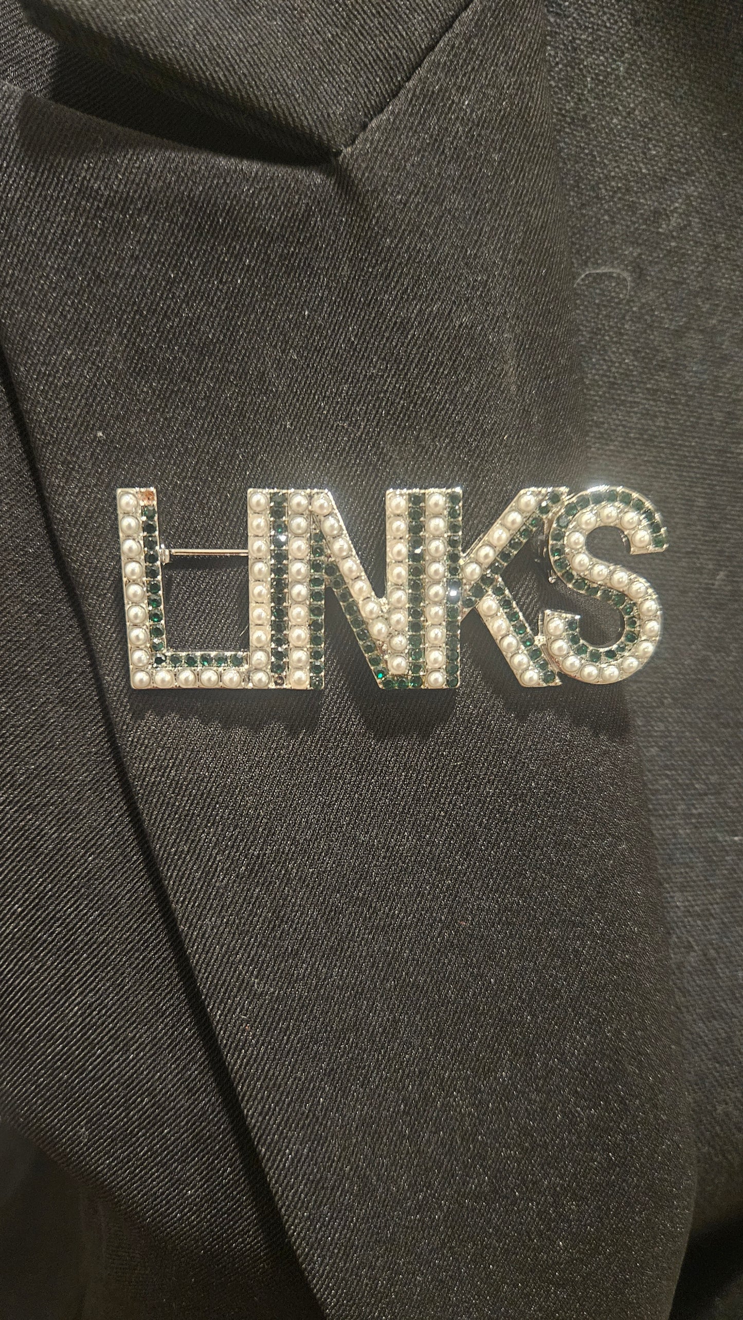 Links Lapel Pin with Green and Pearl Stone